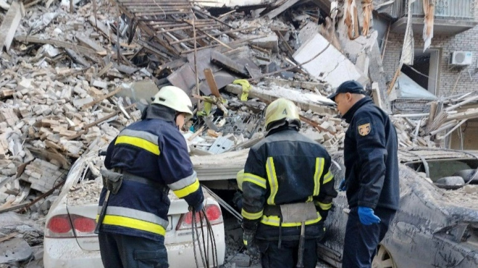 Ukraine: un mort et 7 bless&eacute;s dans des frappes sur Zaporijjia, selon un nouveau bilan