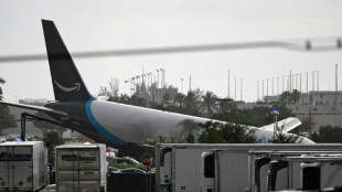 Cinco muertos en accidente de avi&oacute;n de carga que se sali&oacute; de pista en Miami