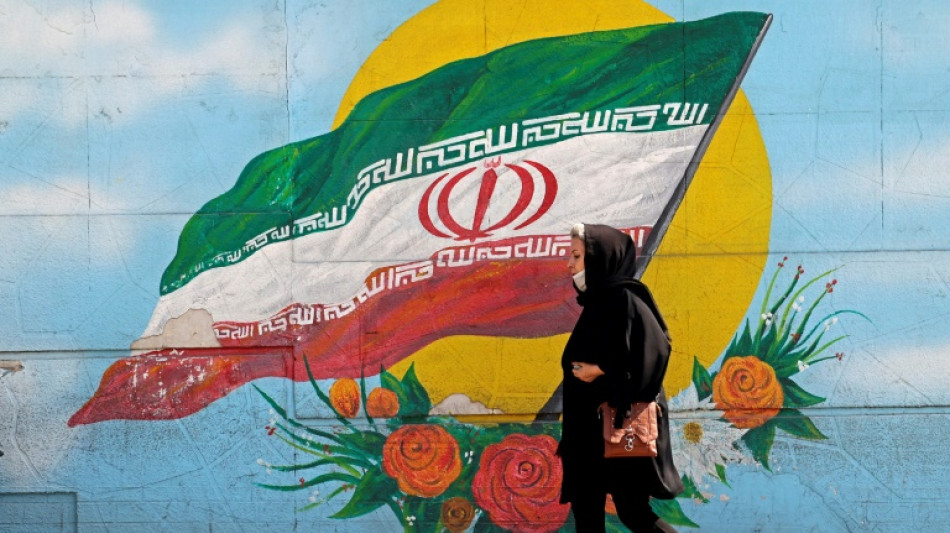 Iran: le procureur promet des r&eacute;sultats rapides sur le port obligatoire du voile
