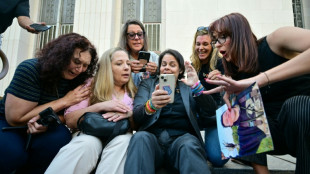 Apr&egrave;s la condamnation d'Instagram et YouTube, l'espoir des parents de victimes des r&eacute;seaux sociaux