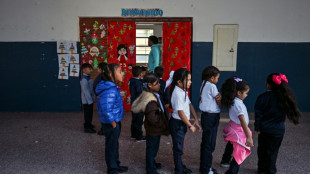 Venezuela afronta desnutrici&oacute;n entre estudiantes y falta de maestros, denuncia una ONG
