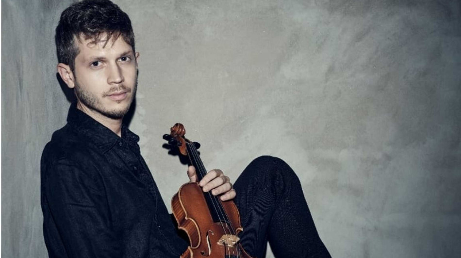Federico Mecozzi, il violinista di Ludovico Einaudi omaggia Battiato