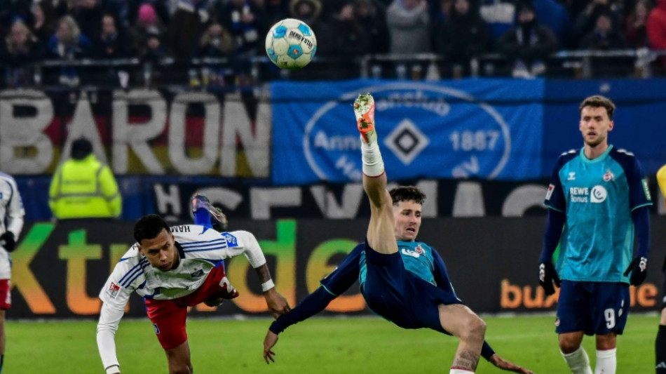Sieg im Topspiel: HSV &uuml;bernimmt Tabellenf&uuml;hrung von K&ouml;ln 