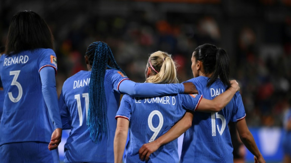 Mondial f&eacute;minin: les Bleues au tournant des quarts
