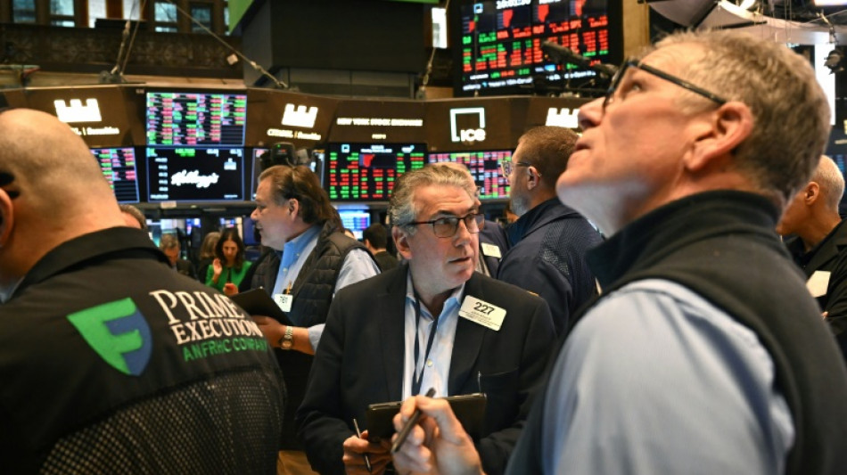 Wall Street termine en nette hausse, enthousiasm&eacute;e par le soutien &agrave; First Republic