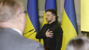 Zelensky, massiccio attacco sull'Ucraina con 30 missili e 650 droni