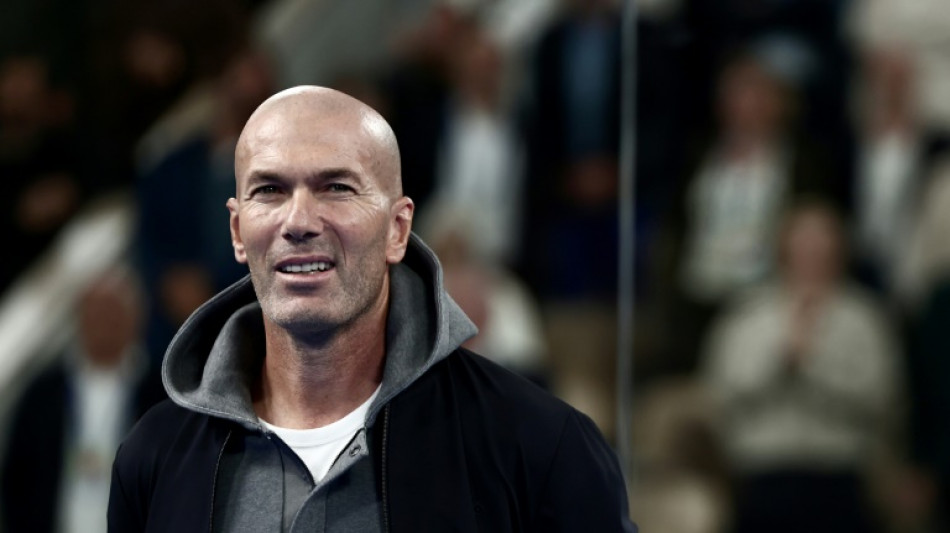 Zidane reafirma desejo de treinar sele&ccedil;&atilde;o francesa 'algum dia'