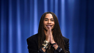 Pol&iacute;cia francesa anuncia seis deten&ccedil;&otilde;es ap&oacute;s roubo de pe&ccedil;as da marca Balmain