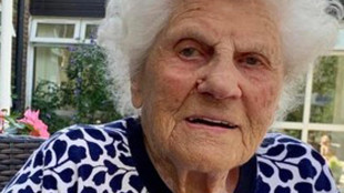 Compie 116 anni Ethel Caterham, la persona più anziana del mondo