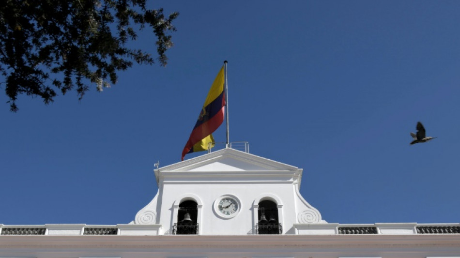 Dissolu&ccedil;&atilde;o do Congresso do Equador deve ser declarada inconstitucional, diz Correa