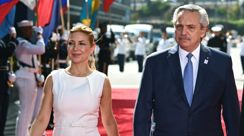 Ex-companheira de ex-presidente argentino Fern&aacute;ndez o denuncia por viol&ecirc;ncia de g&ecirc;nero