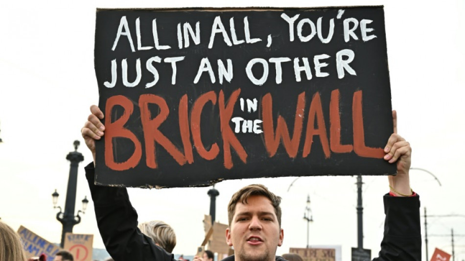 Thousands join Hungary teacher rebellion over 'humiliating' pay