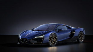 Vittori a Miami con hypercar ibrida disegnata con Pininfarina