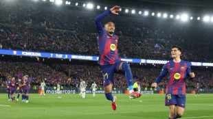 Ligue des champions: le Bar&ccedil;a d&eacute;truit Newcastle et file en quarts