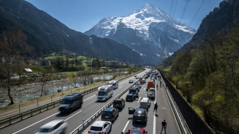 ADAC warnt vor Stau Richtung Urlaubsgebiete am letzten Maiwochenende