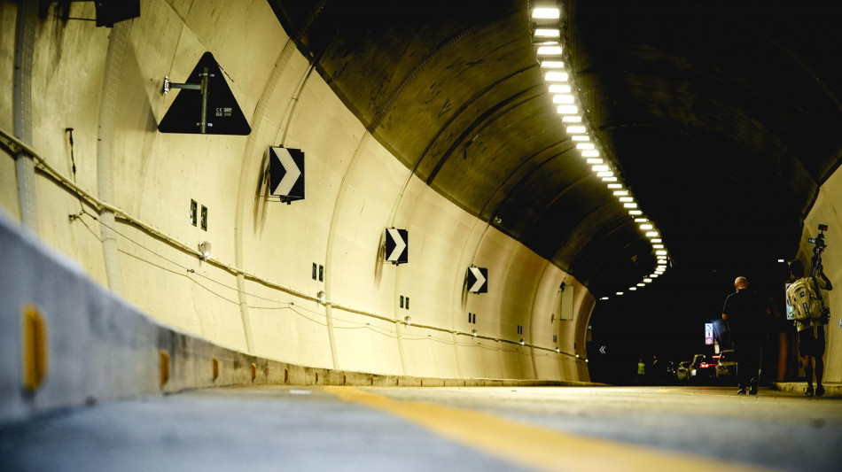 Fasce orarie di apertura tunnel di Tenda confermate fino a Pasqua